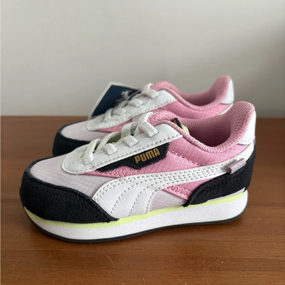 NWT - Toddler Puma Sneakers - Picture 1 of 8